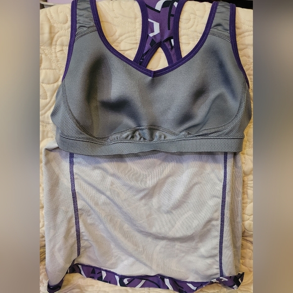 Nike LIVESTRONG Purple and Yellow Tank Top With Built In Bra - Picture 6 of 7